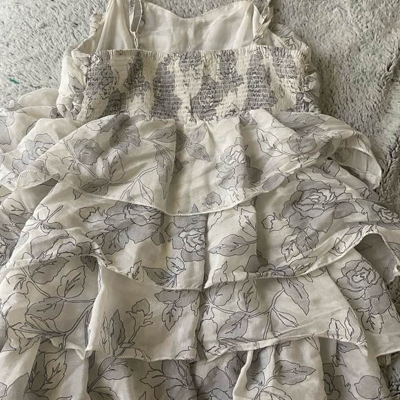 Floral Spaghetti Strap Ruffle Tank - Picture 4 of 4